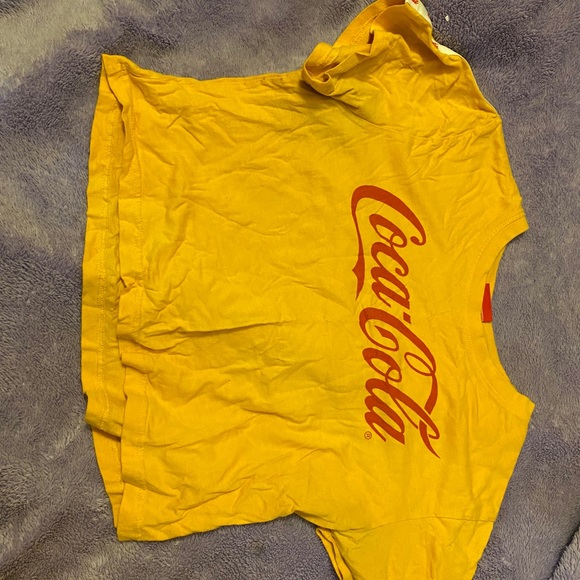 Yellow Coca-cola crop top - Picture 1 of 3